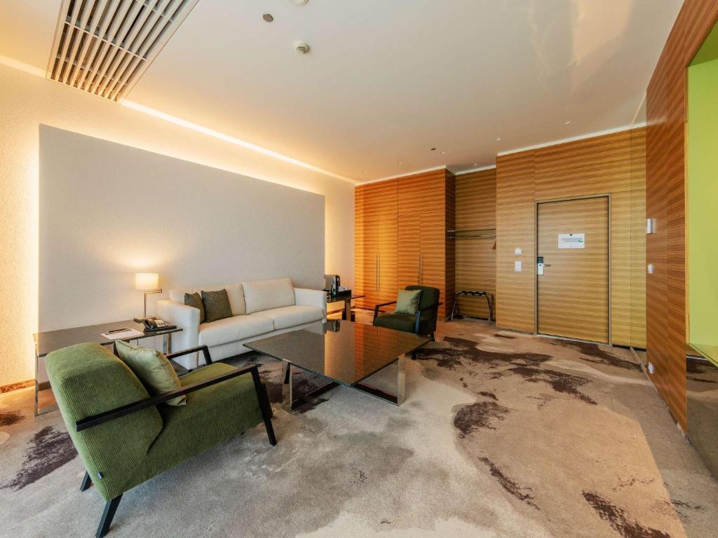 Mercure