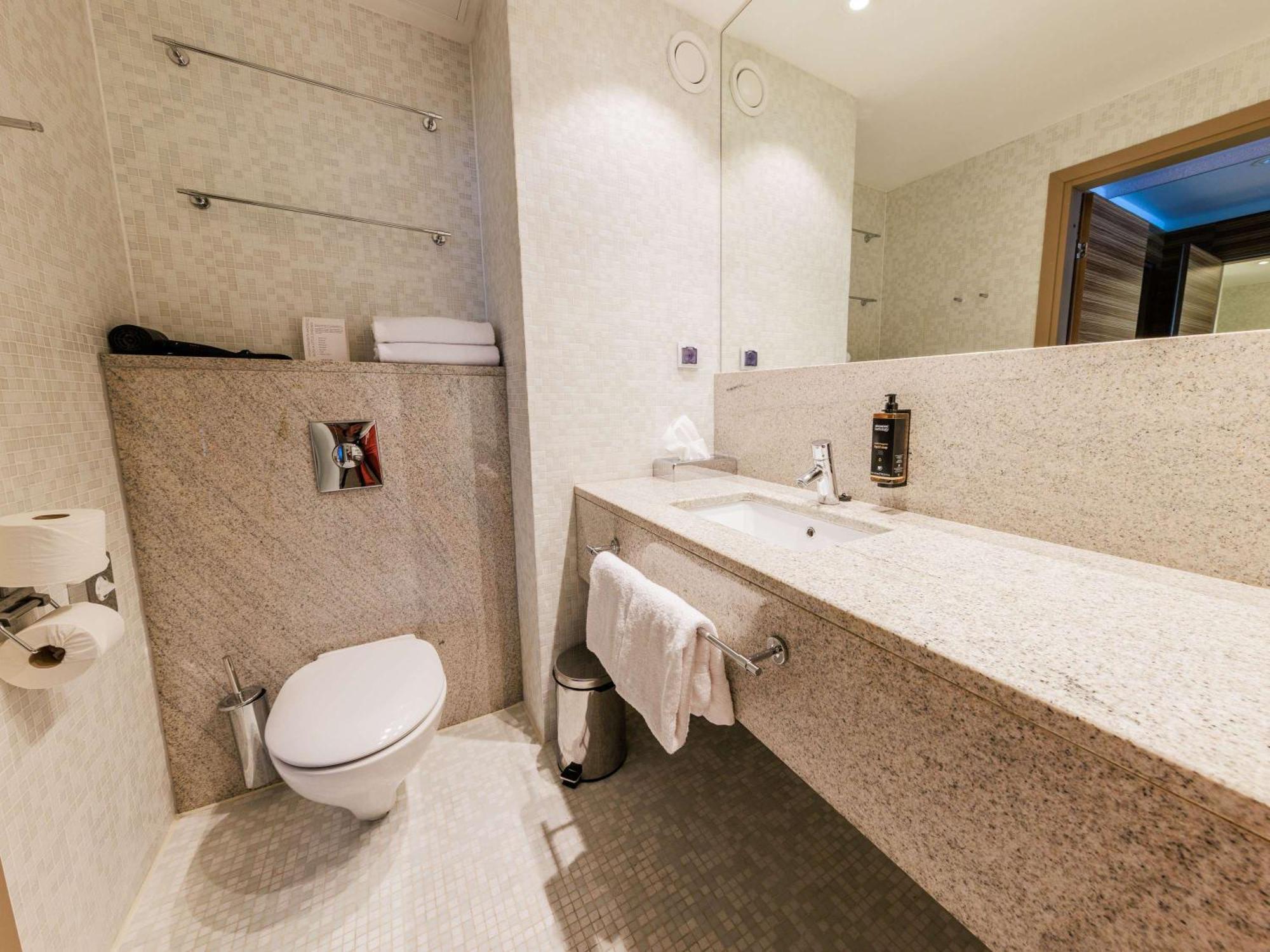 Mercure Hotel 4*